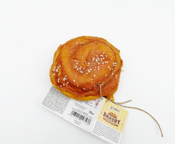 BONE WITH MEAT BAKERY CINNAMON ROLL 11.5 CM